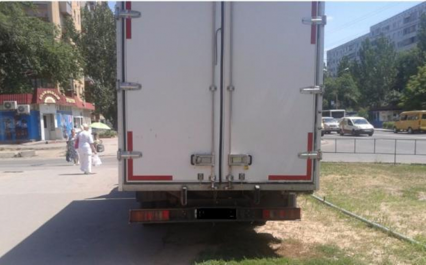 Проблема с парковкой «большегрузов» в Волжском решаема