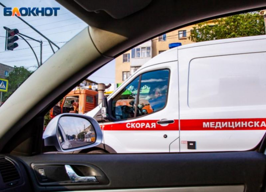 Пенсионерка травмировалась после езды на автобусе в Волгограде