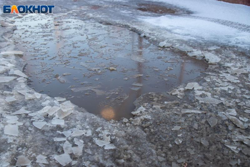 На смену морозу на Волжский обрушится гололед и ураганный ветер