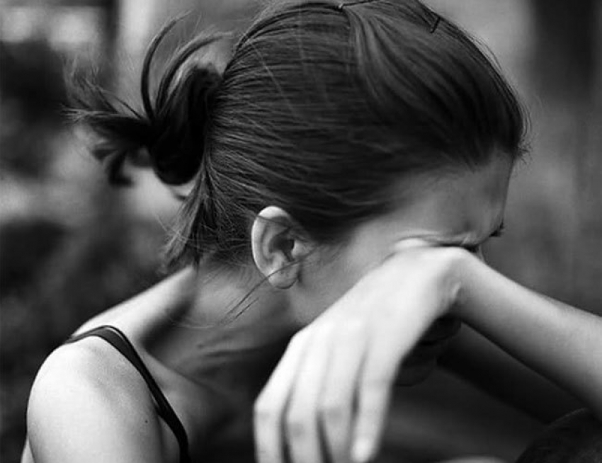 В Волгограде отец обокрал родную дочь