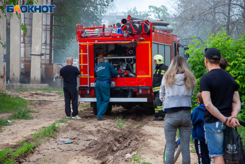 Неосторожное обращение с огнем привело к пожару в хуторе под Волжским