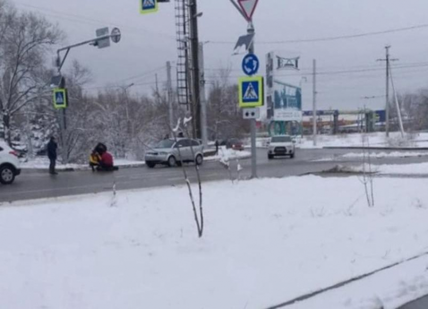 На дороге в Волжском сбили женщину