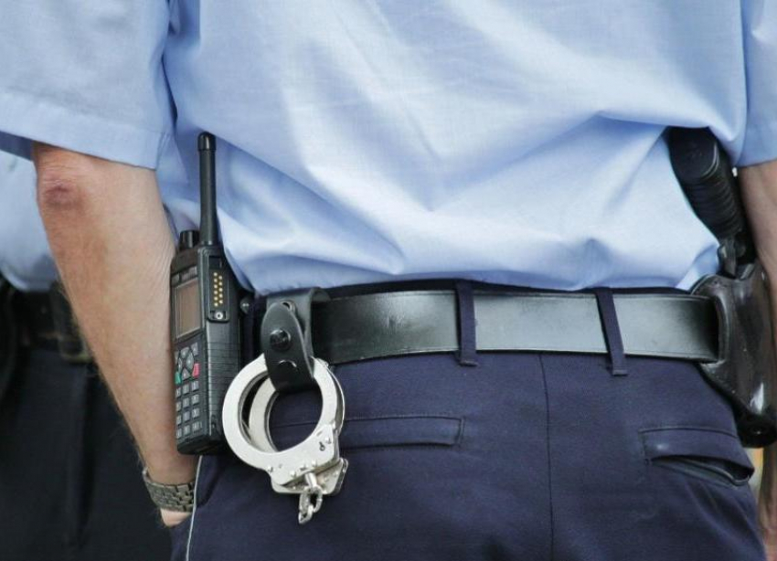 Не полицейский, а «решала»: в Волгограде осудят стража порядка
