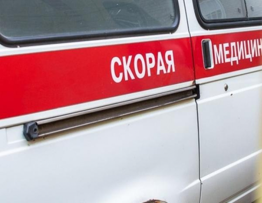 Два водителя отправились в больницу после ДТП в Волжском