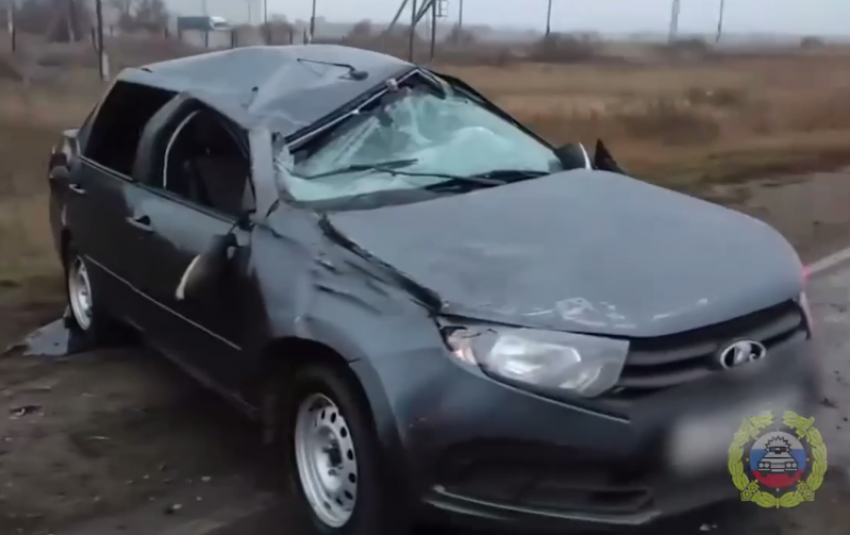 В Волгоградской области пассажир «Лады» погиб при опасном обгоне: видео 