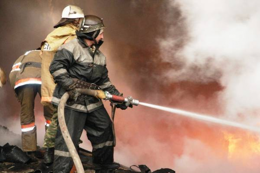 За первые дни нового года в Волгоградской области при пожарах погибли трое человек