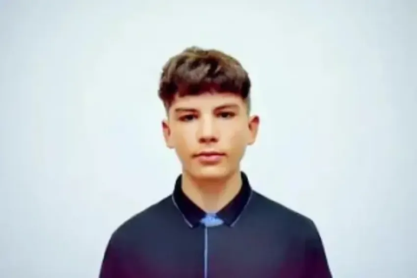 Отзывчивый и общительный сирота Виктор ждет чуда под Новый год