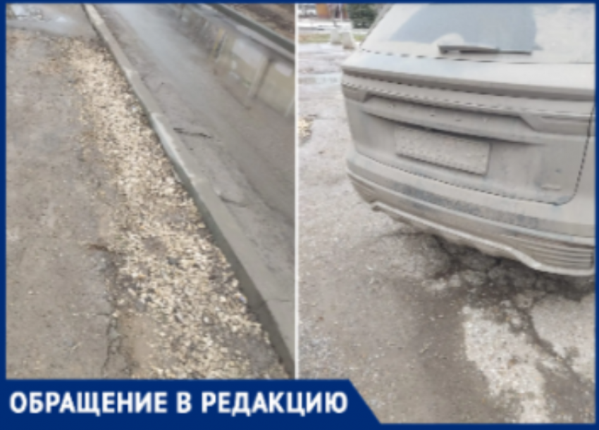 В Волжском жители 27-го микрорайона рискуют жизнями из-за парковки прямо на пешеходном переходе