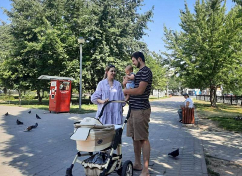  В Волгоградской области за рождение второго ребенка выплачивают 63,6 тысяч рублей