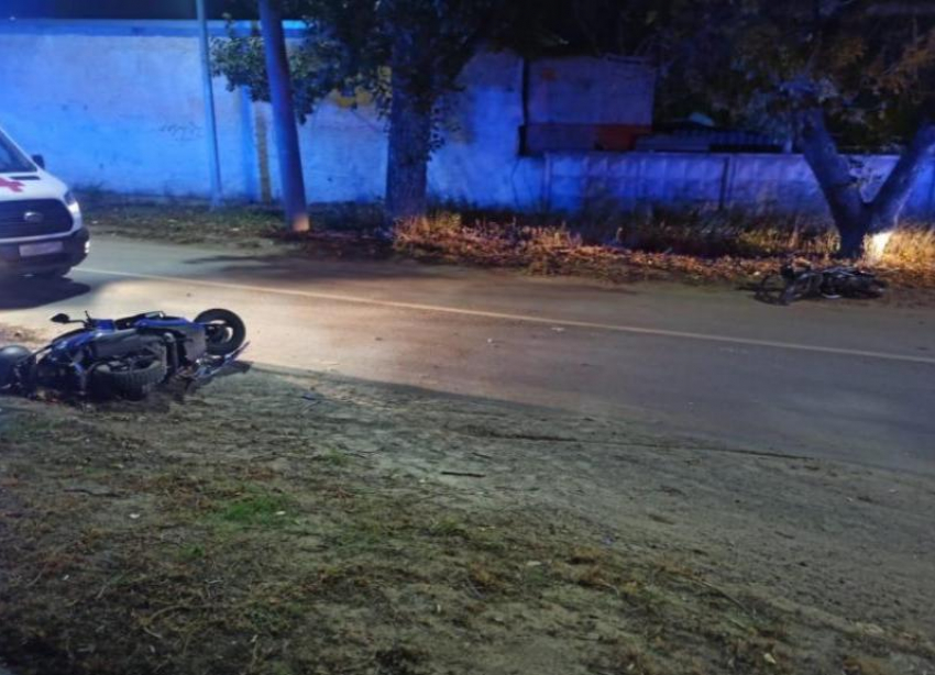 Неизвестный на скутере устроил аварию с пострадавшими и скрылся в Волгограде