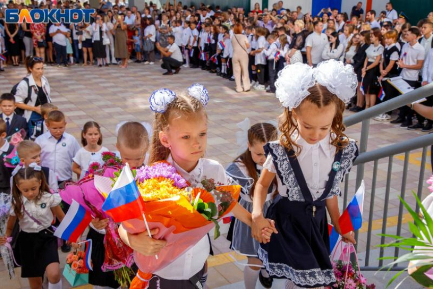 В Волжском потратят десятки миллионов на ремонт одной из школ