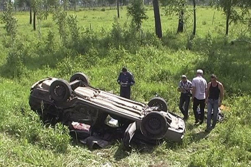 Под Волгоградом 30-летний водитель сбил насмерть 71-летнюю женщину
