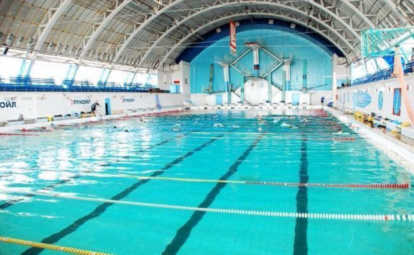 Закрытый плавательный комплекс Волгоградских профсоюзов обретет нового хозяина