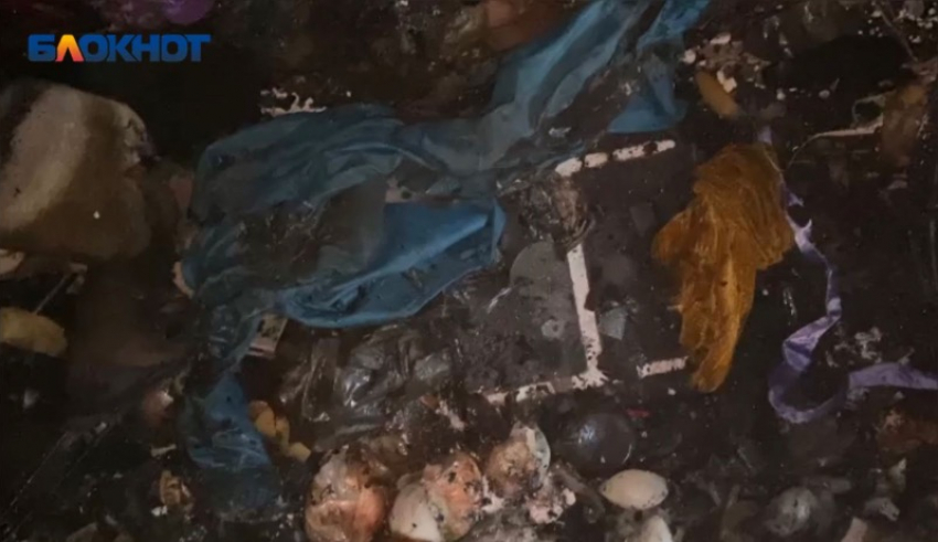 В Волжском МКД горел подвал: были найдены раскладушки 