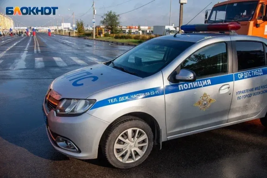 В Волжском поймали подозреваемого в краже автомобильных колпаков