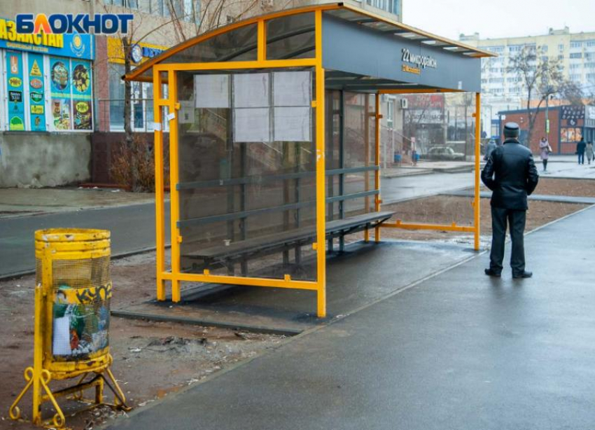 Чистоту на остановках в Волжском наведут общественные помощники