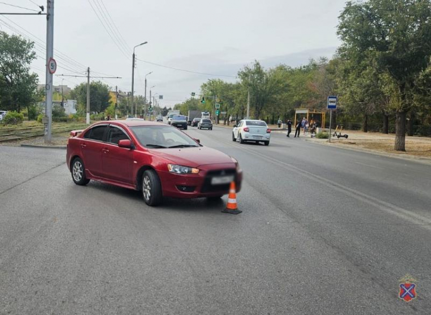 Перебежала дорогу в неположенном месте и оказалась в больнице: волжане продолжают рисковать жизнью под колесами автомобилей