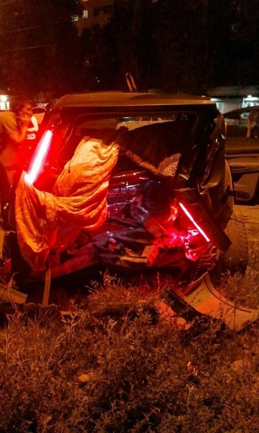 Пьяный волжанин протаранил три припаркованных авто 