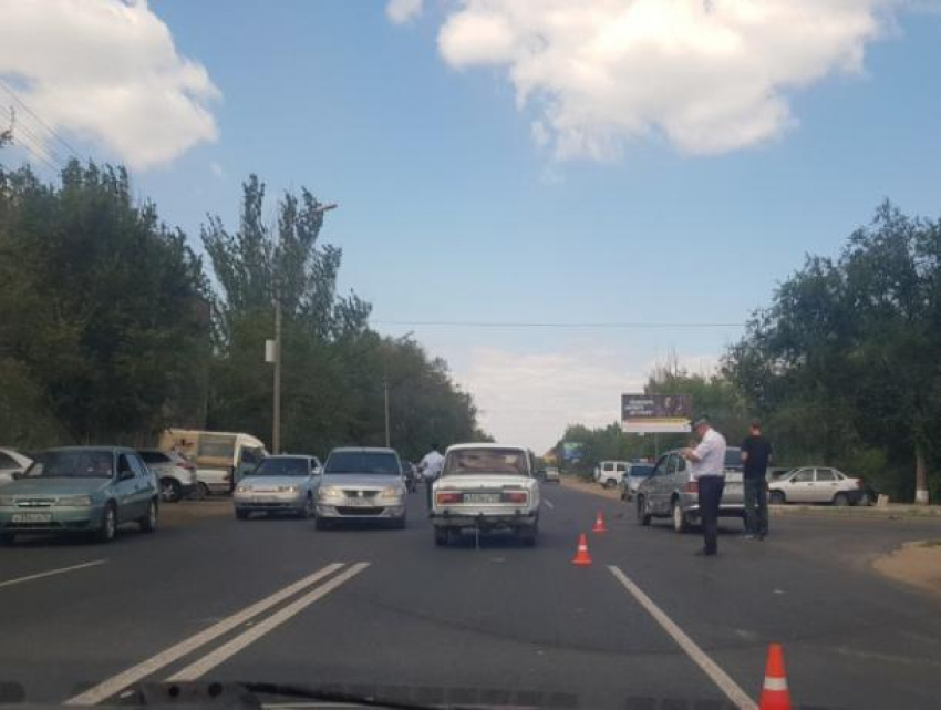 В массовом ДТП в Волжском пострадал водитель «четырнадцатой"