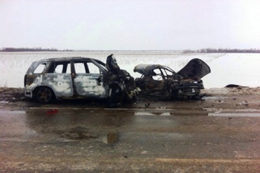 ДТП в Новоаннинском районе: заживо сгорели 4 человека