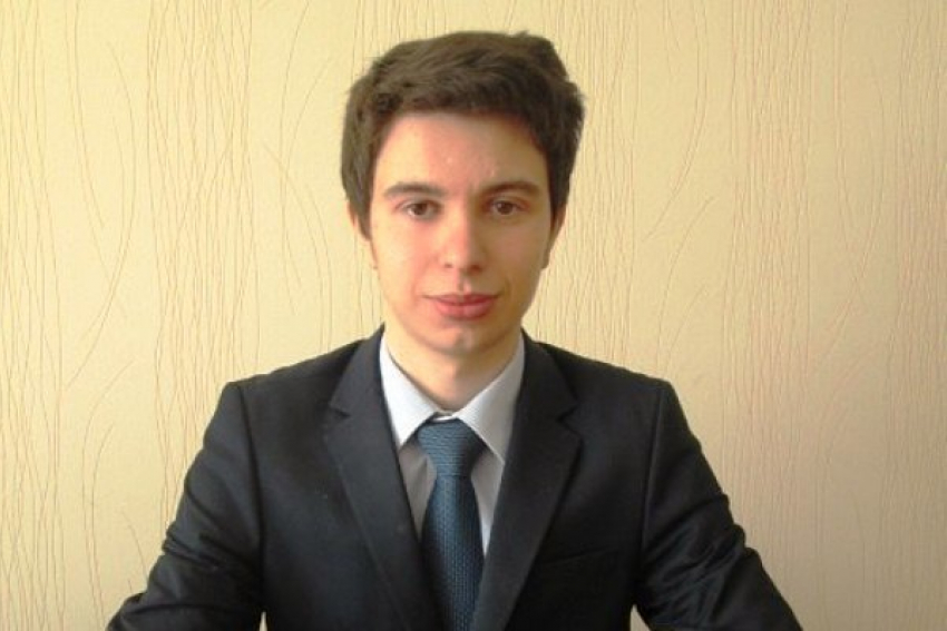 Абитуриента из Волжского ждут в МГУ и МГИМО безо всяких экзаменов