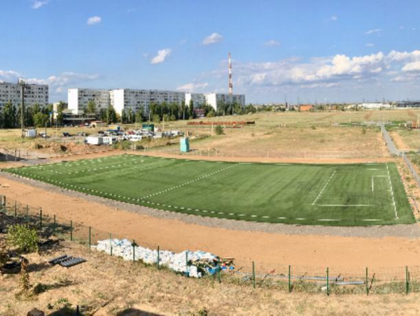 В Волжском появилось футбольное поле для подростков с ограниченными возможностями