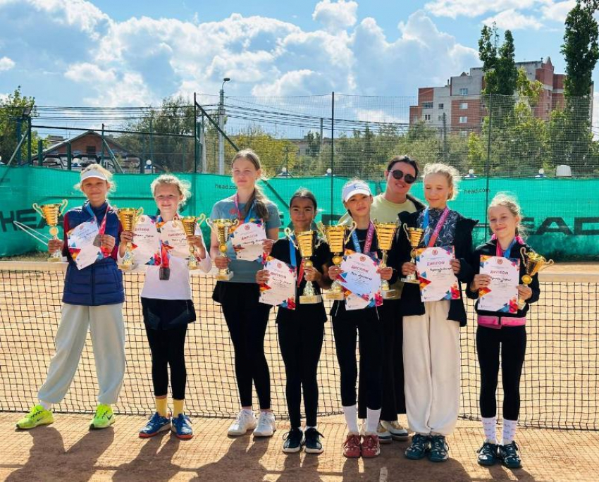 Волжанки взяли «серебро» на первенстве Волгоградской области по теннису