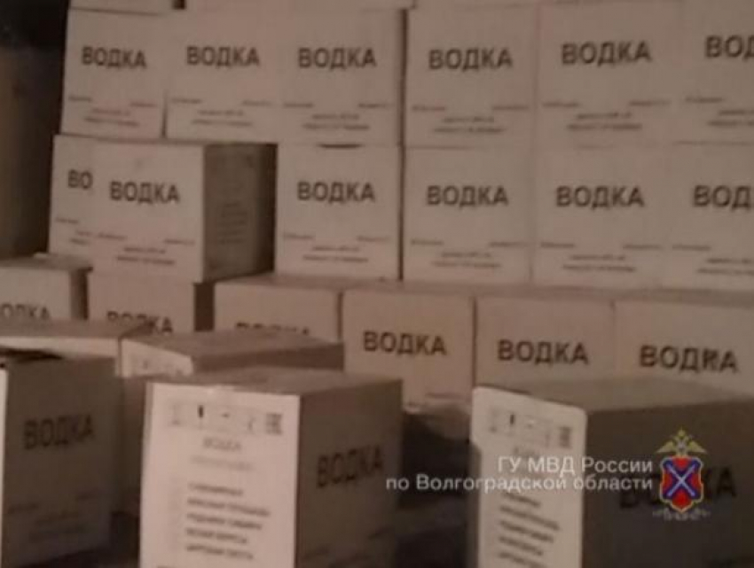 В Быковском районе задержали продавцов огромной партии «паленой» водки