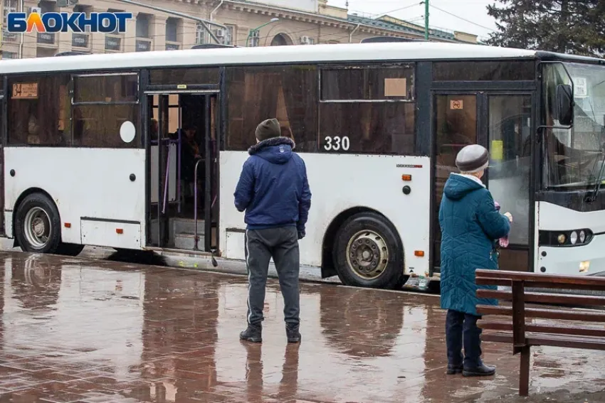 Автобус сбил пешехода на улице Мира в Волжском