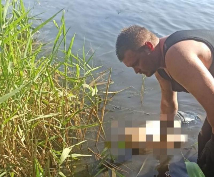 44-летний мужчина утонул на пруду в Волгоградской области