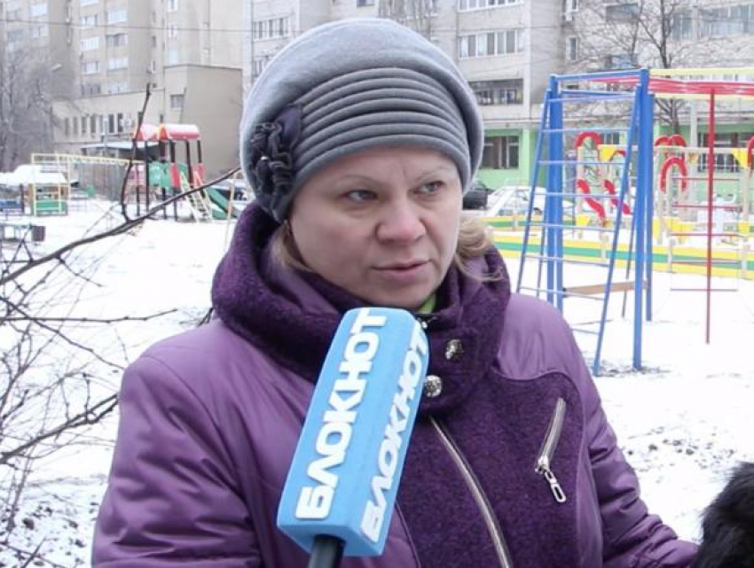 Подарок Исинбаевой принес новые проблемы во дворе Волжского, - жители 22 микрорайона
