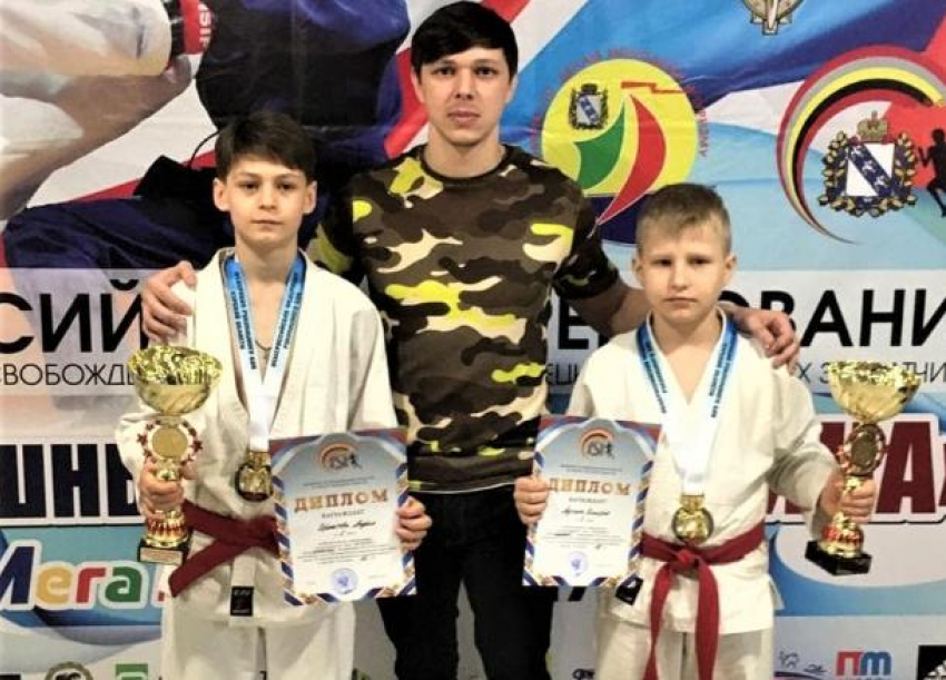 Рукопашники из Волжского успешно выступили на всероссийском турнире