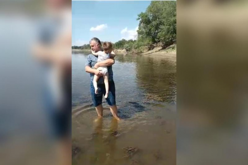 Врач не подошла к телу мужчины, спасшего ценой своей жизни детей под Волжским