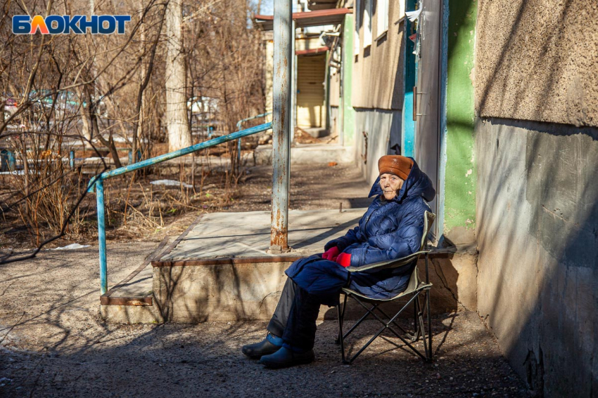 Псевдосотрудники ЖКХ пытались обмануть пенсионерку в Волжском