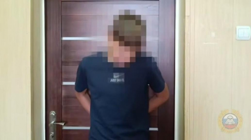 15-летний школьник извинился на камеру за оскорбления полиции и нарушение ПДД в Волжском