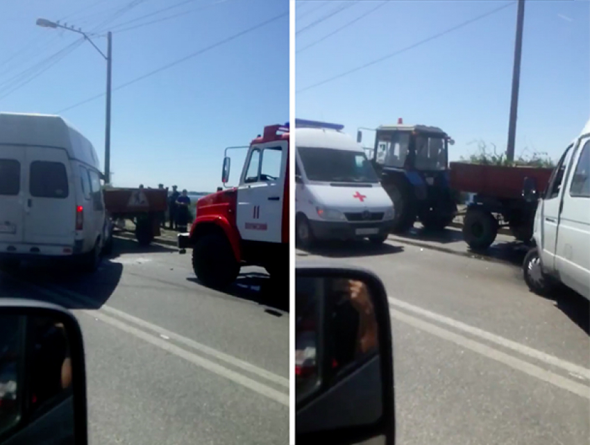 Маршрутка №160 влетела в трактор на мосту через Волжскую ГЭС