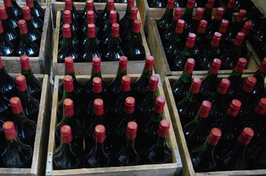 Под Волгоградом 40 человек из Узбекистана и Таджикистана производили контрафактный алкоголь