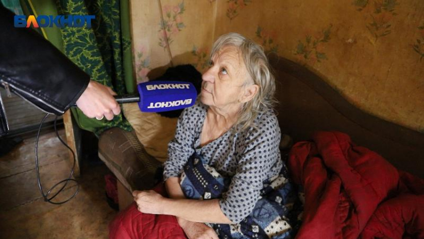 Одинокая лежачая пенсионерка может оказаться на улице после заботы волжской социальной службы