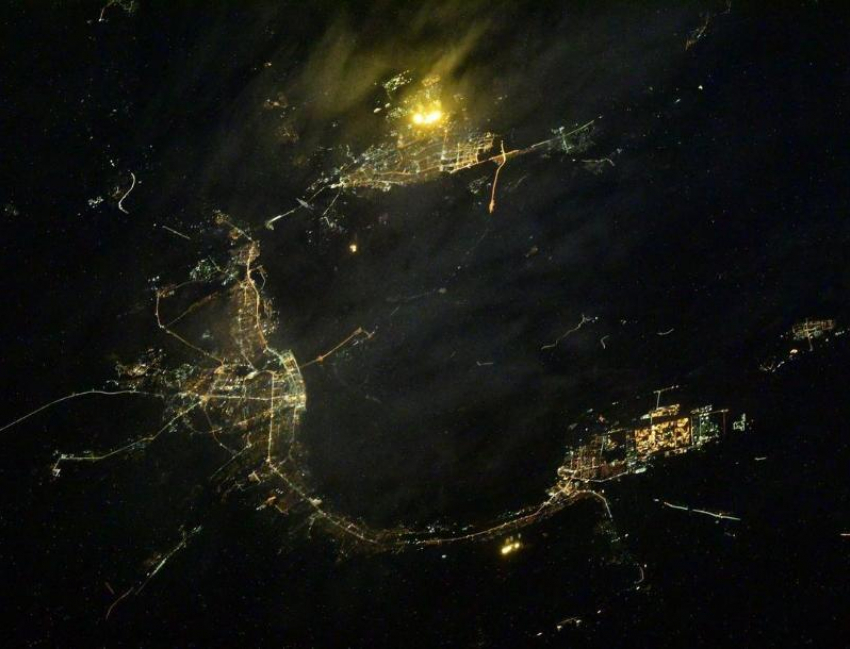 Космонавт сфотографировал ночной Волжский и Волгоград с МКС