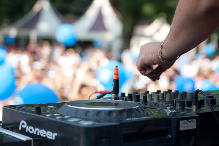 В День молодежи для волжан будут играть лучшие DJ