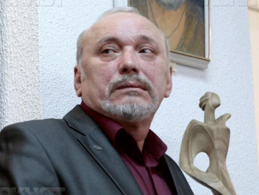 Волжский художник получил большую премию за свое творчество