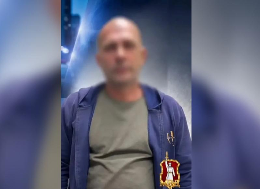 В Волжском мужчина обманом завладел золотом знакомой, а затем украл украшения на 130 тысяч рублей