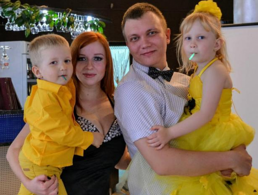 Прекрасную Анастасию Шатилову поздравляют с днем рождения!