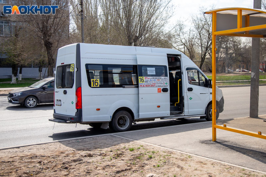 Пригородные маршрутки подорожали на 10 рублей в Волжском