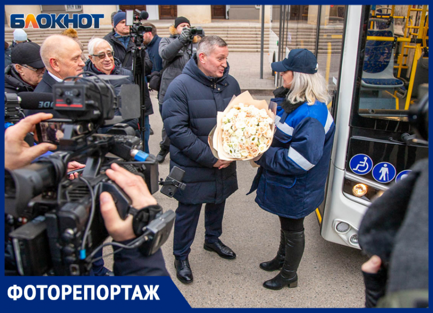 В Волжском обновили автопарк: фоторепортаж