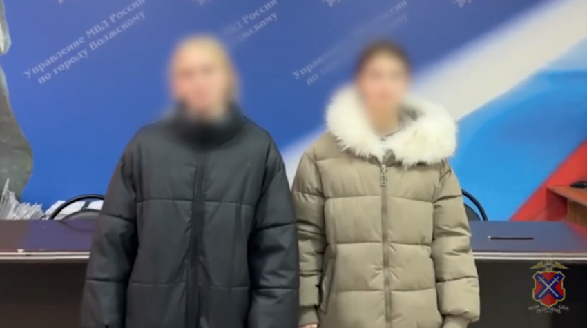 Школьницы извинились на камеру за попытку поджога в ТРЦ Волгамолл в Волжском