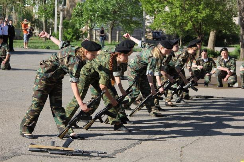 Кадетская школа Волжского лишилась своего знаменитого директора Татьяны Чеснаковой