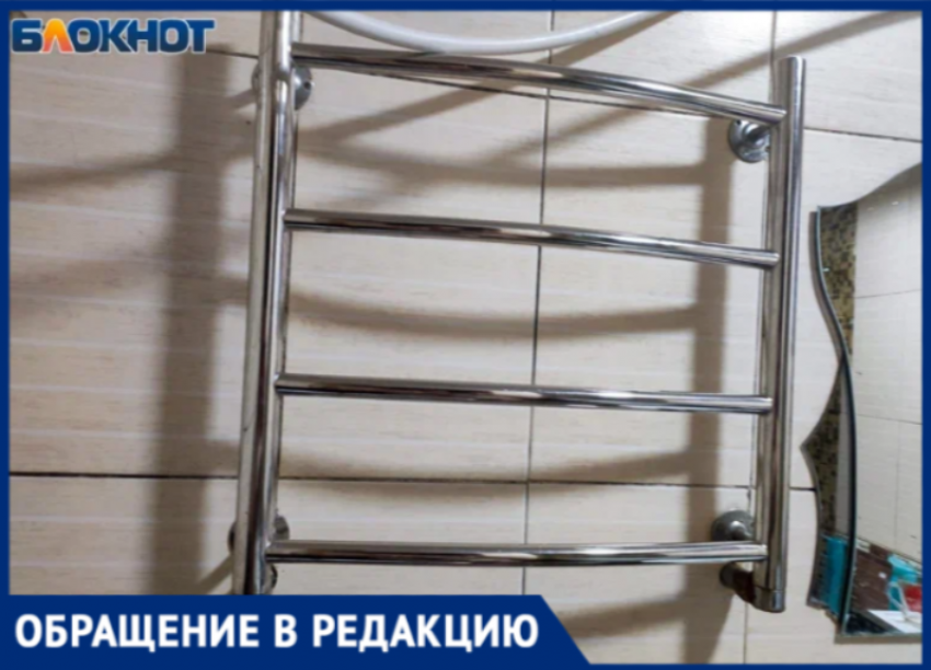 «Пусть пока будет так»: в Волжском пенсионерка осталась без тепла на полгода