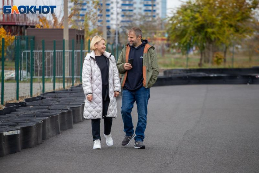 Жители Волжского мечтают сходить в кино на фильм «Блогерши»