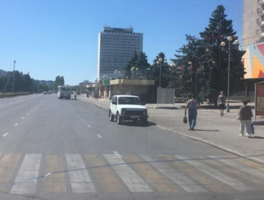 Пришельцы в Волжском: автомобилист оказался на «встречке» в центре города
